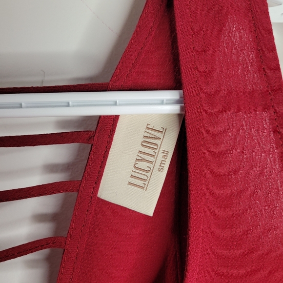 Red Dress - Picture 8 of 10